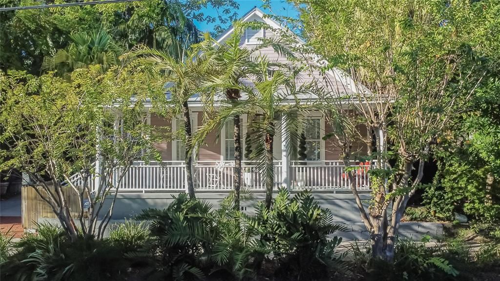 Active With Contract: $675,000 (3 beds, 2 baths, 2325 Square Feet)