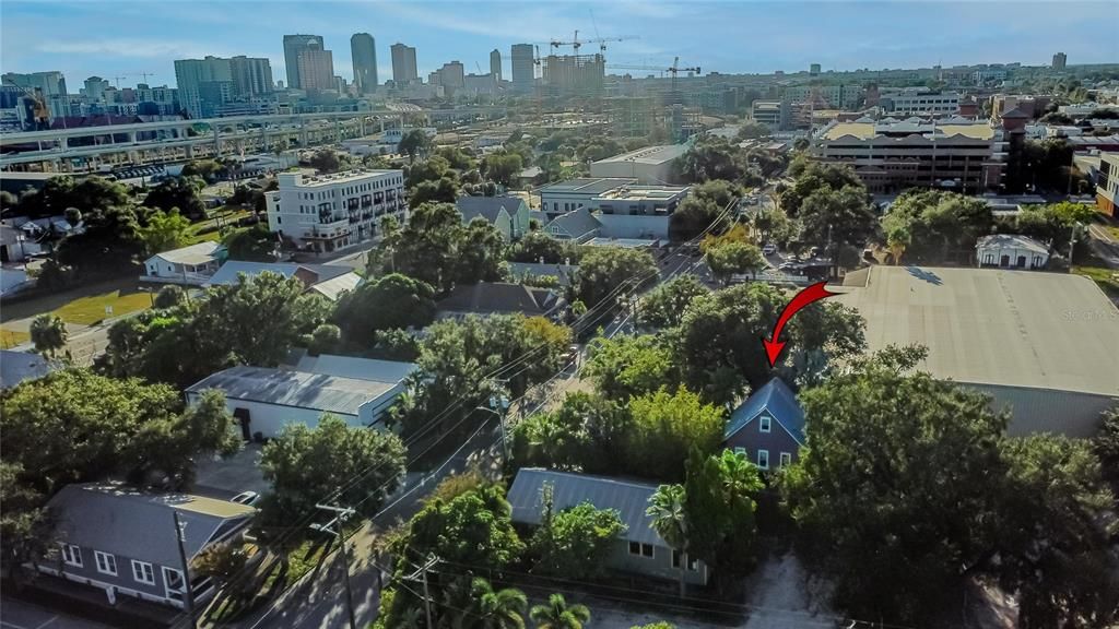 Active With Contract: $675,000 (3 beds, 2 baths, 2325 Square Feet)