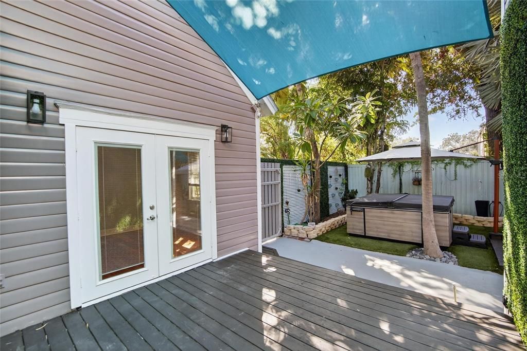 Active With Contract: $675,000 (3 beds, 2 baths, 2325 Square Feet)