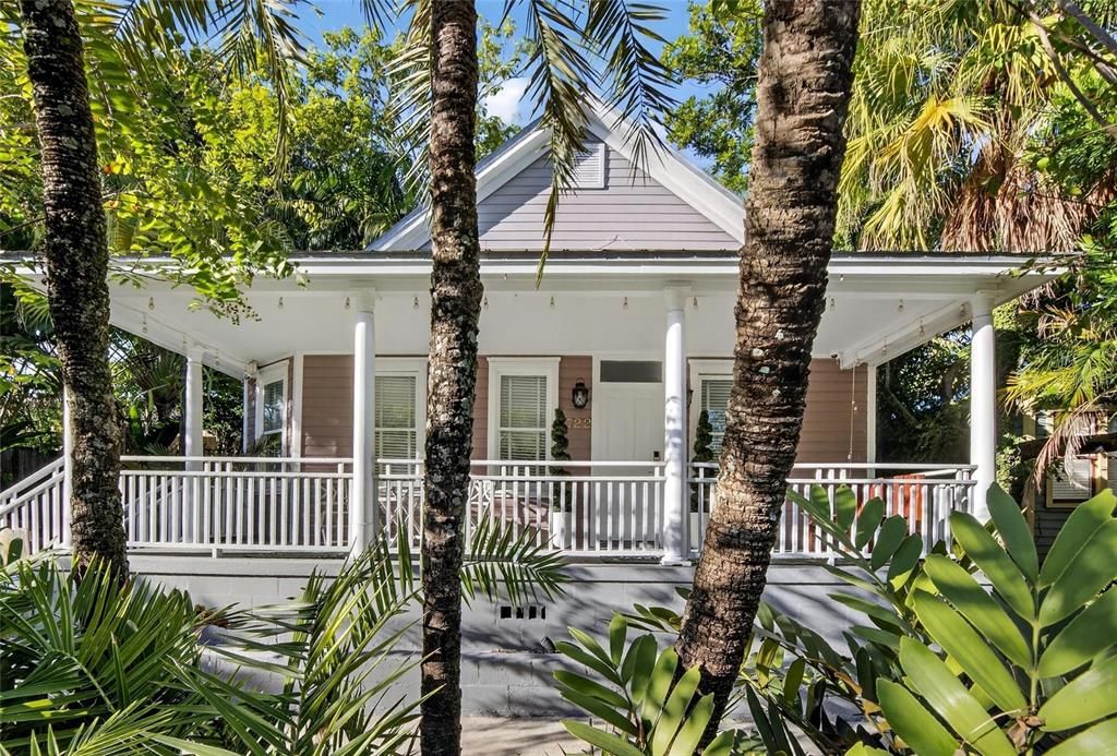 Active With Contract: $675,000 (3 beds, 2 baths, 2325 Square Feet)