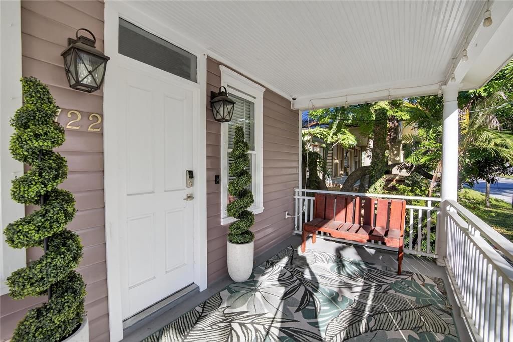 Active With Contract: $675,000 (3 beds, 2 baths, 2325 Square Feet)