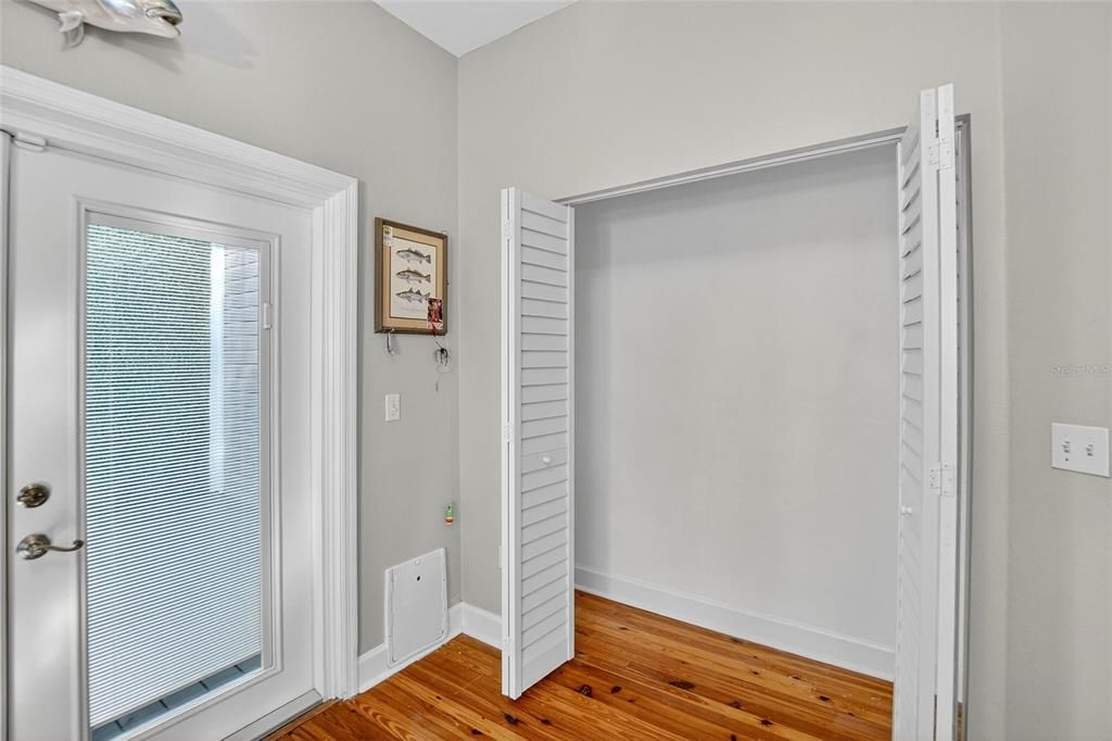 Active With Contract: $675,000 (3 beds, 2 baths, 2325 Square Feet)