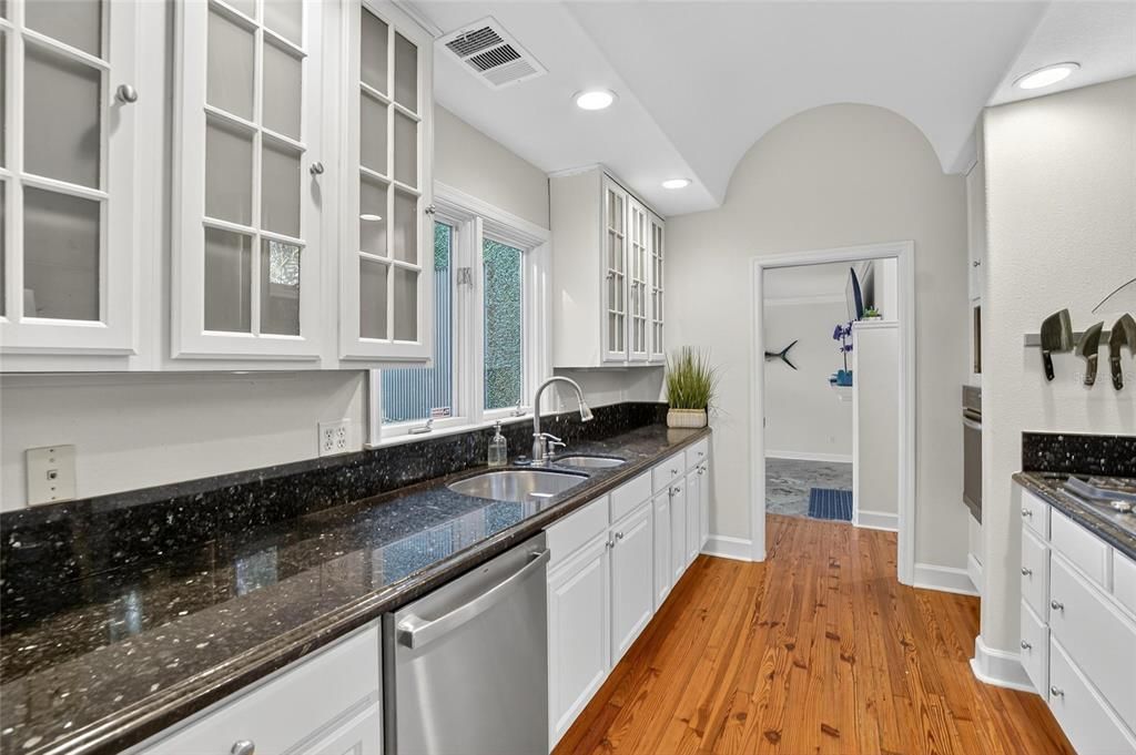 Active With Contract: $675,000 (3 beds, 2 baths, 2325 Square Feet)