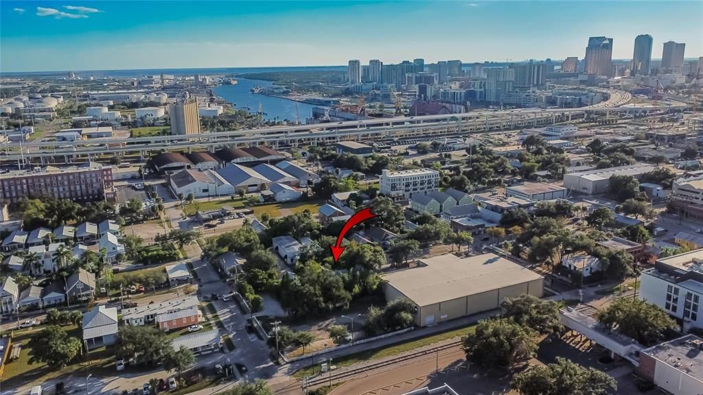 Active With Contract: $675,000 (3 beds, 2 baths, 2325 Square Feet)