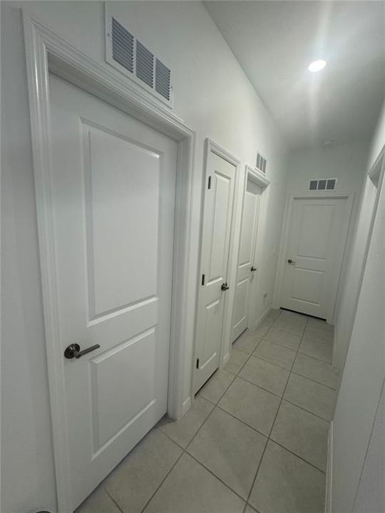 For Sale: $360,000 (4 beds, 2 baths, 1809 Square Feet)