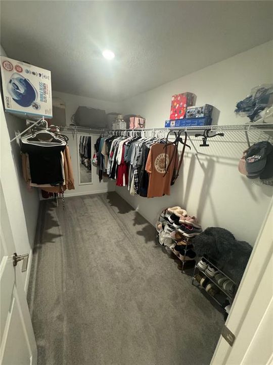 For Sale: $360,000 (4 beds, 2 baths, 1809 Square Feet)