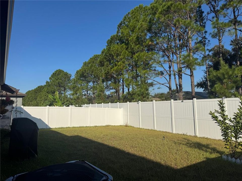 For Sale: $360,000 (4 beds, 2 baths, 1809 Square Feet)