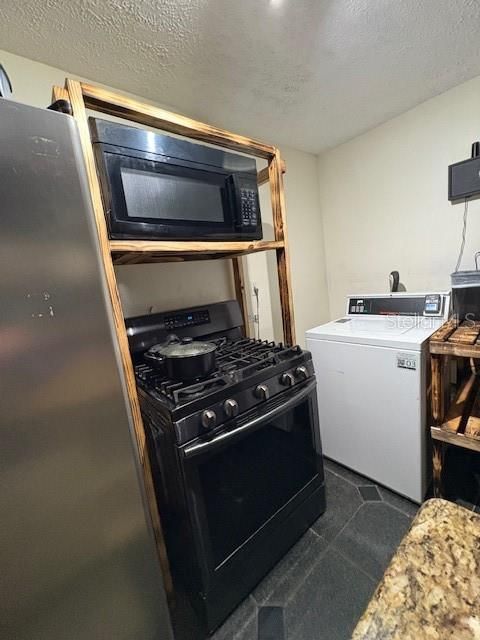 На продажу: $1,100,000 (0 спален, 0 ванн, 2050 Квадратных фут)