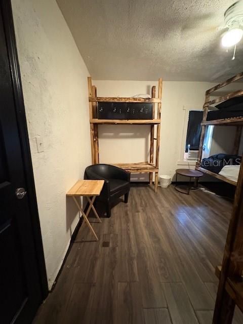 На продажу: $1,100,000 (0 спален, 0 ванн, 2050 Квадратных фут)