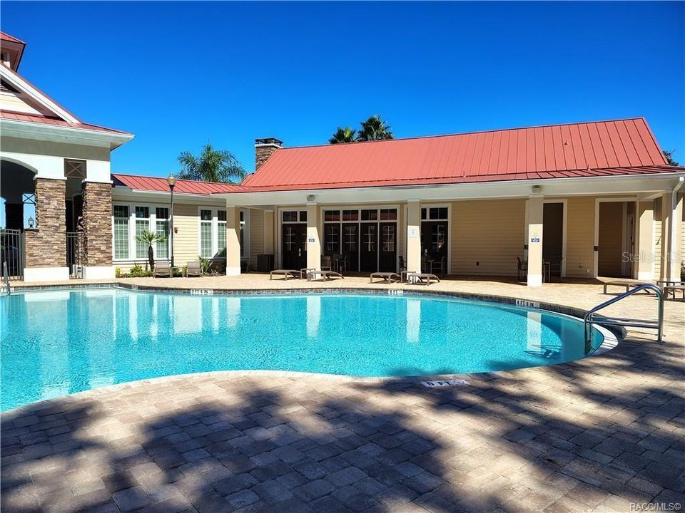 For Sale: $300,250 (4 beds, 2 baths, 1635 Square Feet)