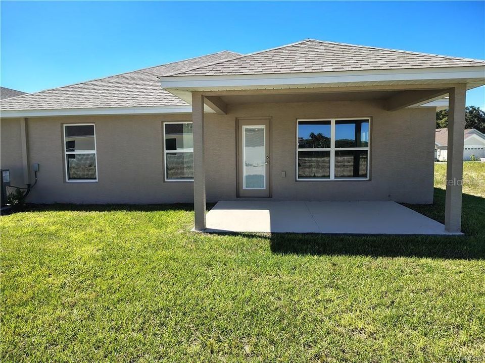 For Sale: $300,250 (4 beds, 2 baths, 1635 Square Feet)