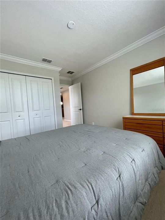 出租: $4,500 (4 贝兹, 2 浴室, 2680 平方英尺)