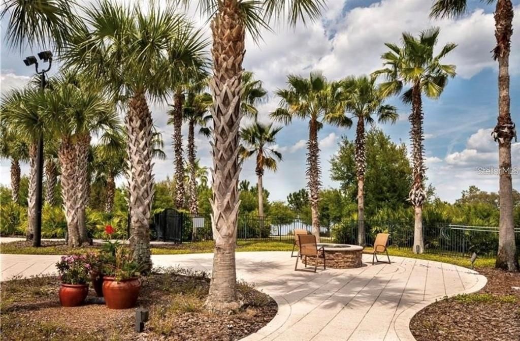 出租: $4,500 (4 贝兹, 2 浴室, 2680 平方英尺)