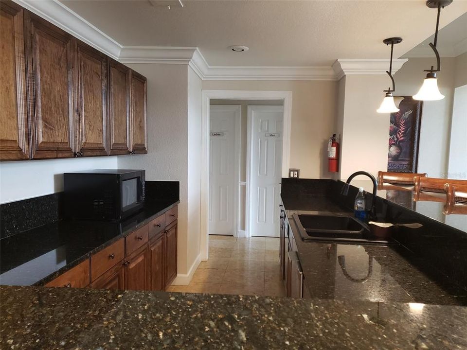 В аренду: $1,349 (1 спален, 1 ванн, 715 Квадратных фут)