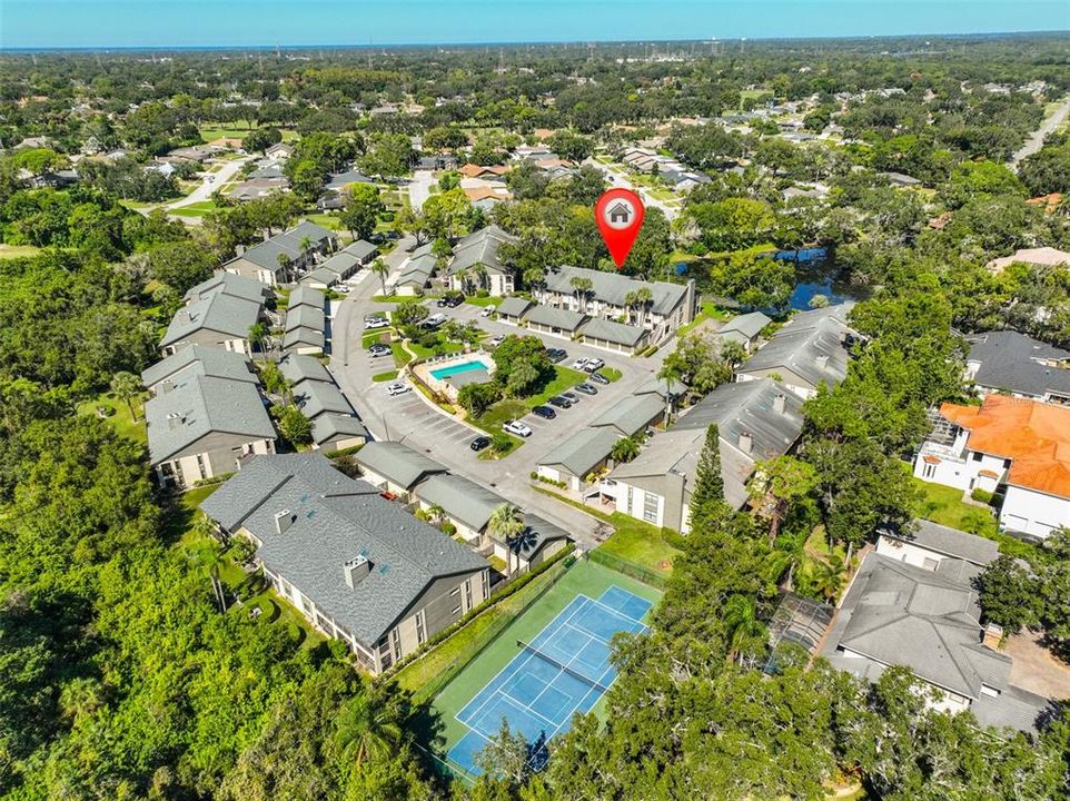 待售: $290,000 (2 贝兹, 2 浴室, 1226 平方英尺)