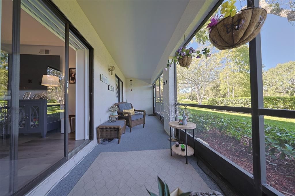 待售: $290,000 (2 贝兹, 2 浴室, 1226 平方英尺)