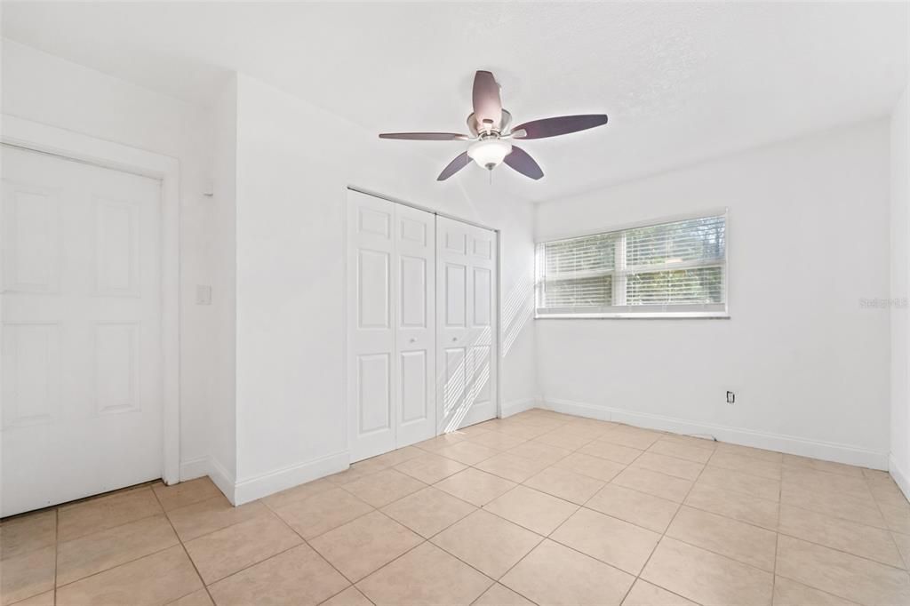 For Rent: $2,799 (2 beds, 1 baths, 1522 Square Feet)