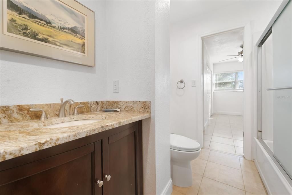 For Rent: $2,799 (2 beds, 1 baths, 1522 Square Feet)