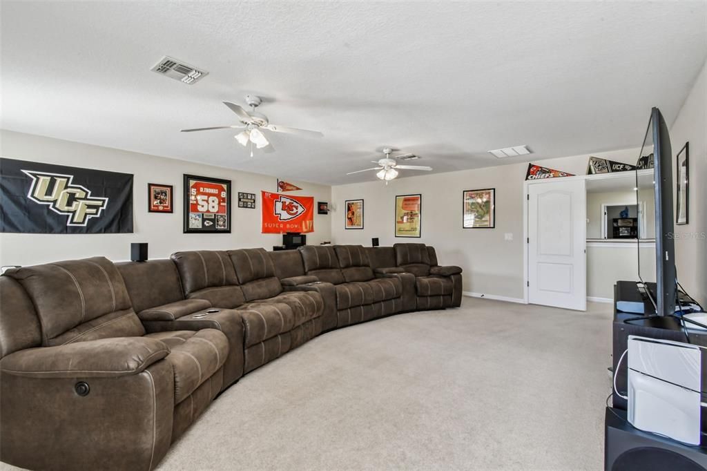 For Sale: $629,750 (5 beds, 3 baths, 3662 Square Feet)