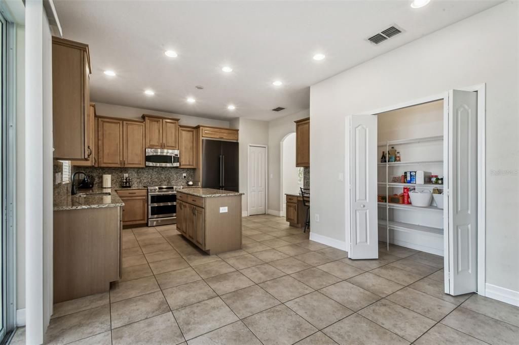 For Sale: $629,750 (5 beds, 3 baths, 3662 Square Feet)