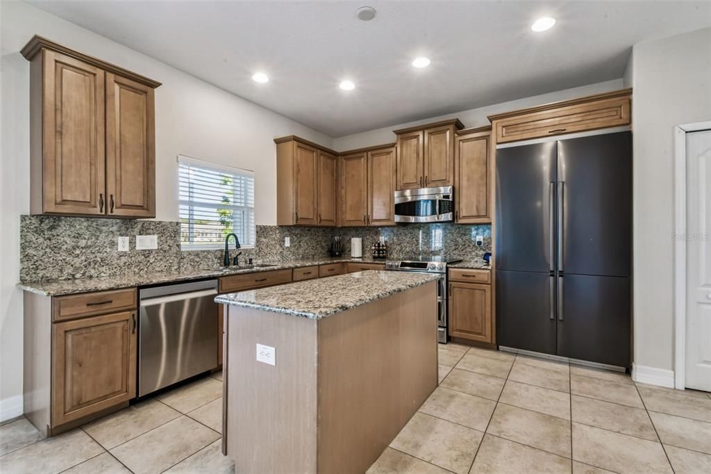 For Sale: $629,750 (5 beds, 3 baths, 3662 Square Feet)