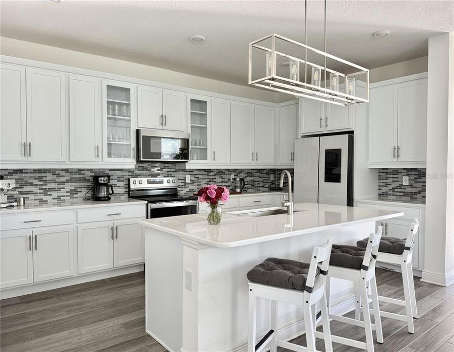 На продажу: $525,000 (4 спален, 3 ванн, 2332 Квадратных фут)