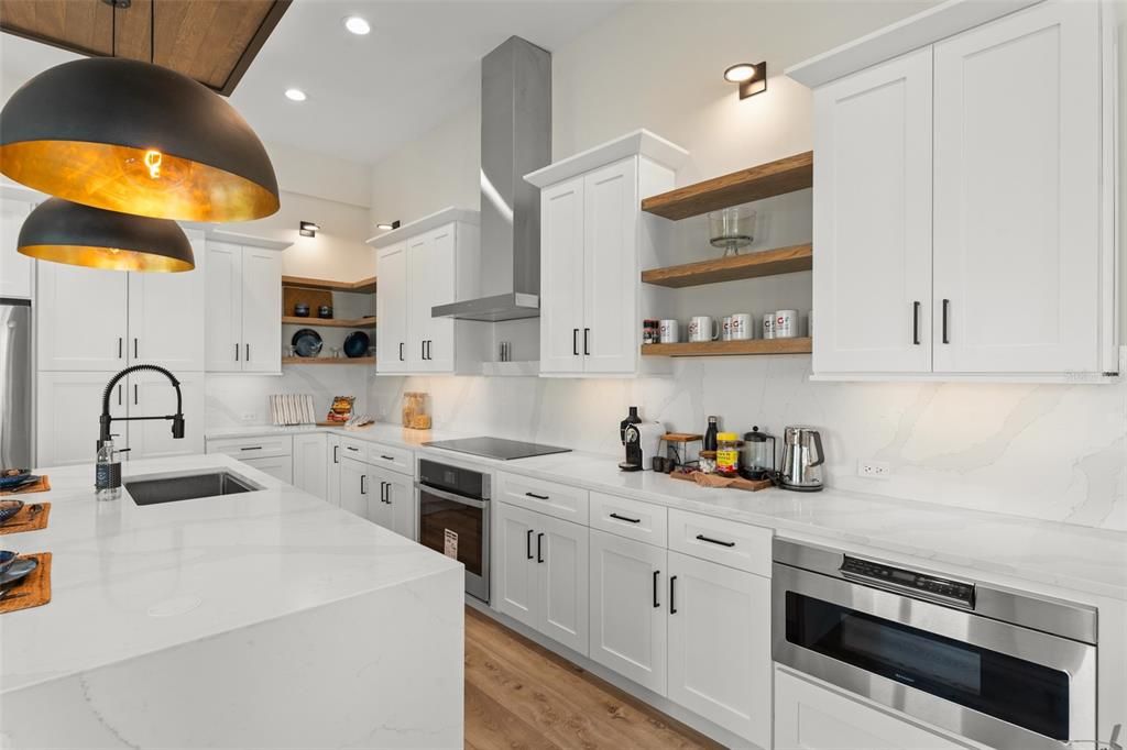 待售: $665,474 (1 贝兹, 1 浴室, 1401 平方英尺)