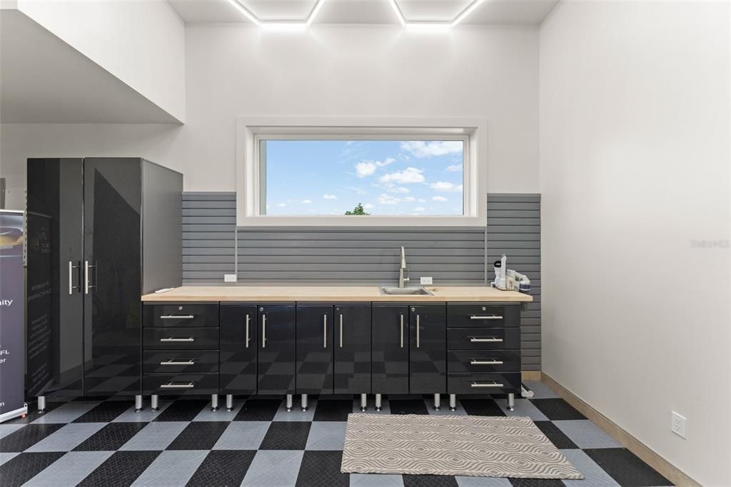 待售: $665,474 (1 贝兹, 1 浴室, 1401 平方英尺)