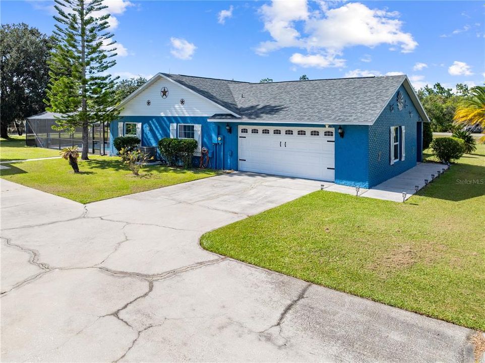 For Sale: $775,000 (4 beds, 2 baths, 2156 Square Feet)