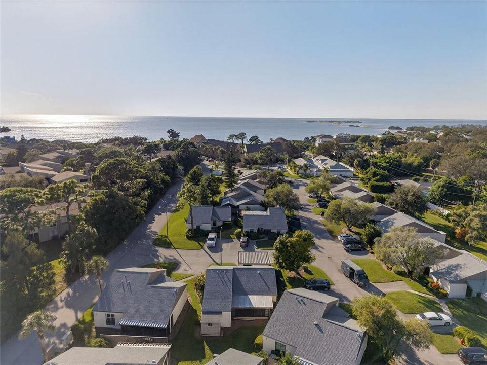 For Sale: $265,000 (2 beds, 2 baths, 1060 Square Feet)