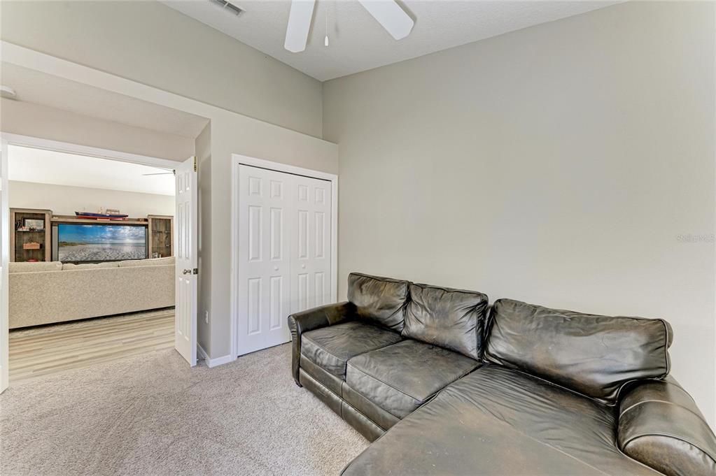 For Sale: $435,000 (3 beds, 2 baths, 1506 Square Feet)