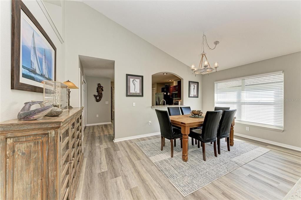 For Sale: $435,000 (3 beds, 2 baths, 1506 Square Feet)