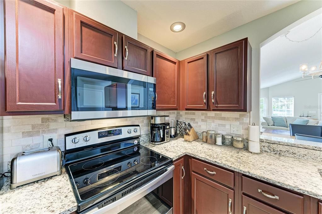 For Sale: $435,000 (3 beds, 2 baths, 1506 Square Feet)