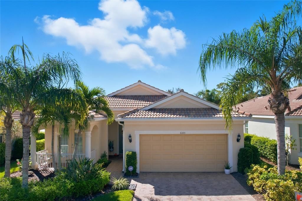 Recently Sold: $429,000 (3 beds, 2 baths, 1648 Square Feet)