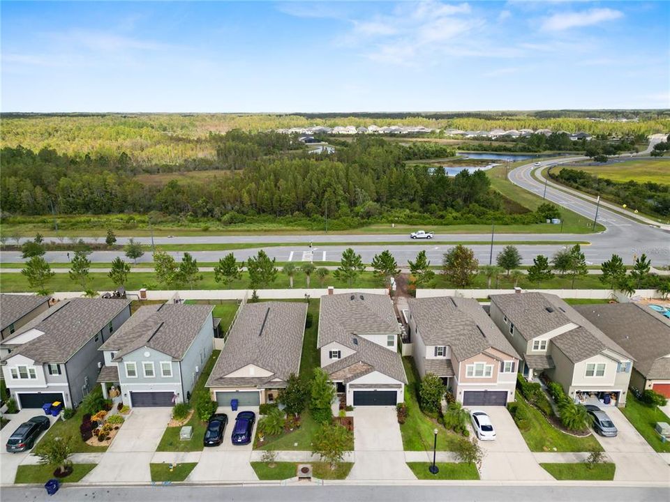 For Sale: $449,900 (5 beds, 3 baths, 2492 Square Feet)