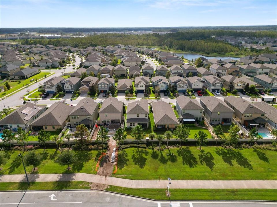 For Sale: $449,900 (5 beds, 3 baths, 2492 Square Feet)