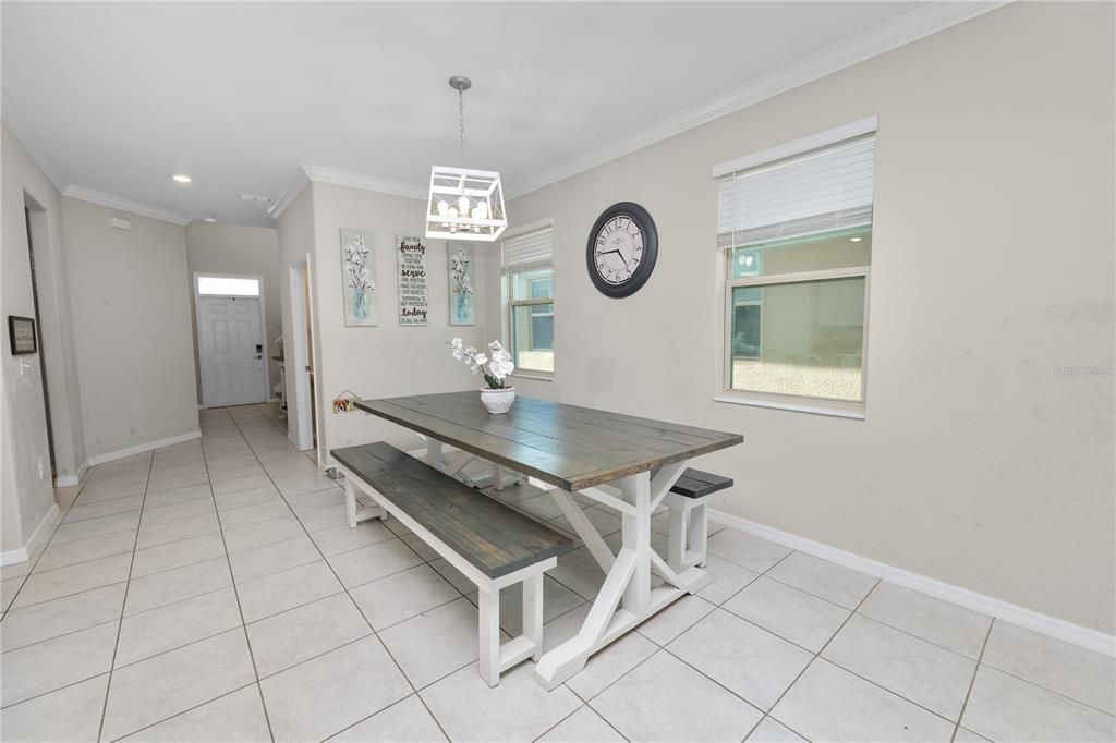 For Sale: $449,900 (5 beds, 3 baths, 2492 Square Feet)