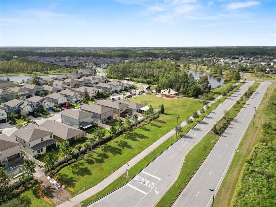 For Sale: $449,900 (5 beds, 3 baths, 2492 Square Feet)