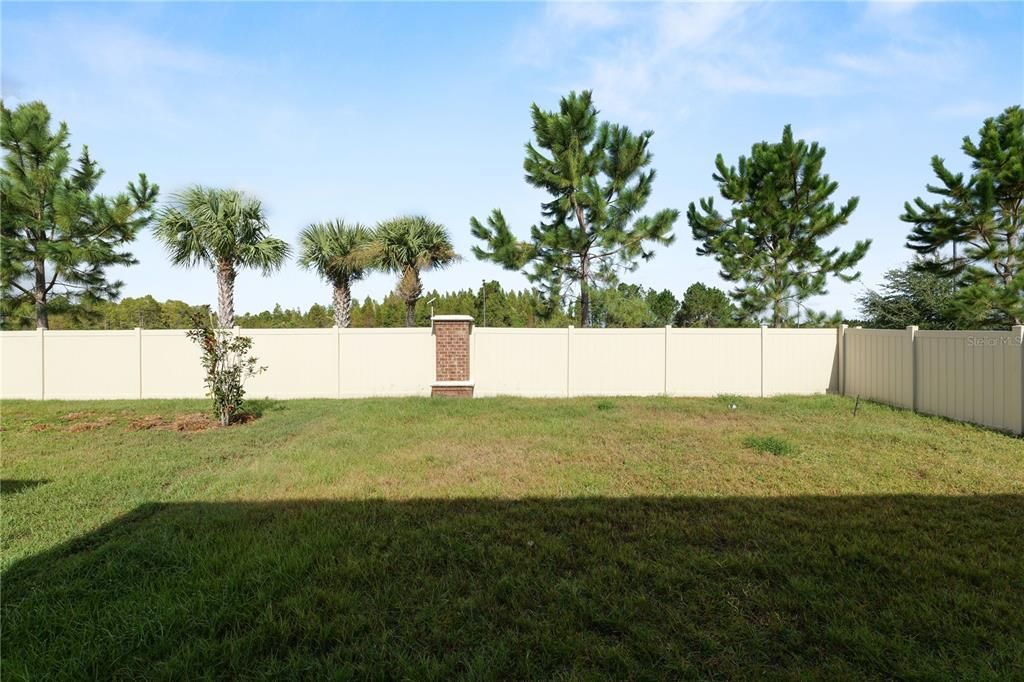 For Sale: $449,900 (5 beds, 3 baths, 2492 Square Feet)