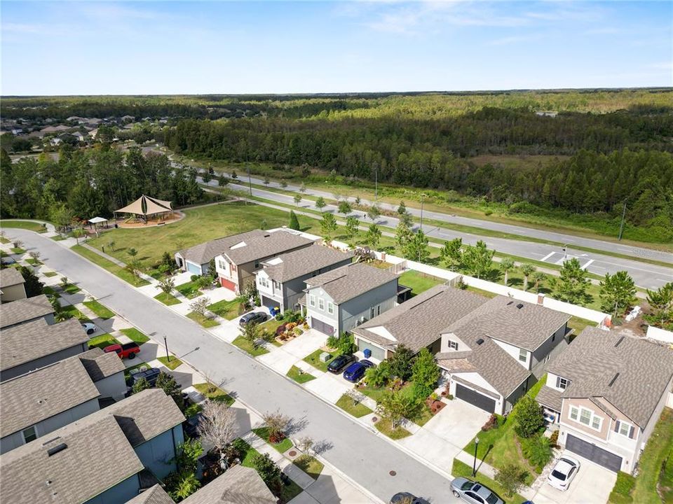 For Sale: $449,900 (5 beds, 3 baths, 2492 Square Feet)