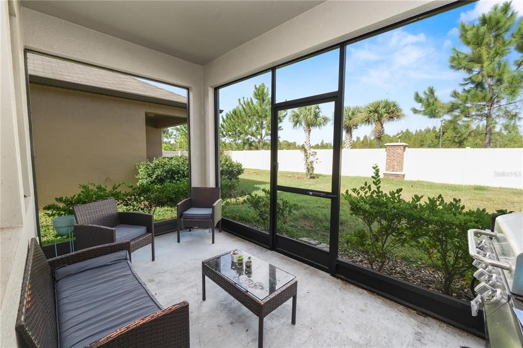 For Sale: $449,900 (5 beds, 3 baths, 2492 Square Feet)