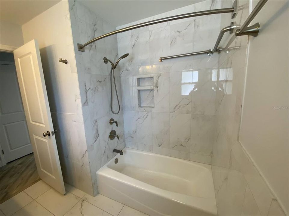 На продажу: $599,000 (3 спален, 2 ванн, 1397 Квадратных фут)