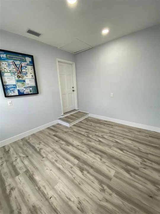 На продажу: $599,000 (3 спален, 2 ванн, 1397 Квадратных фут)