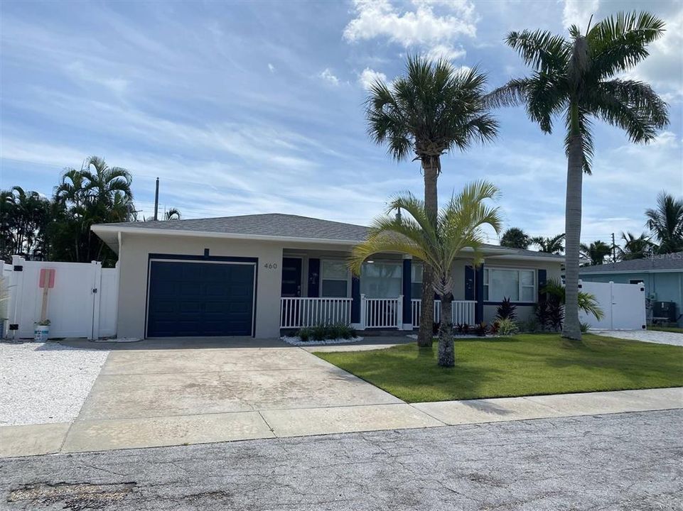 На продажу: $599,000 (3 спален, 2 ванн, 1397 Квадратных фут)