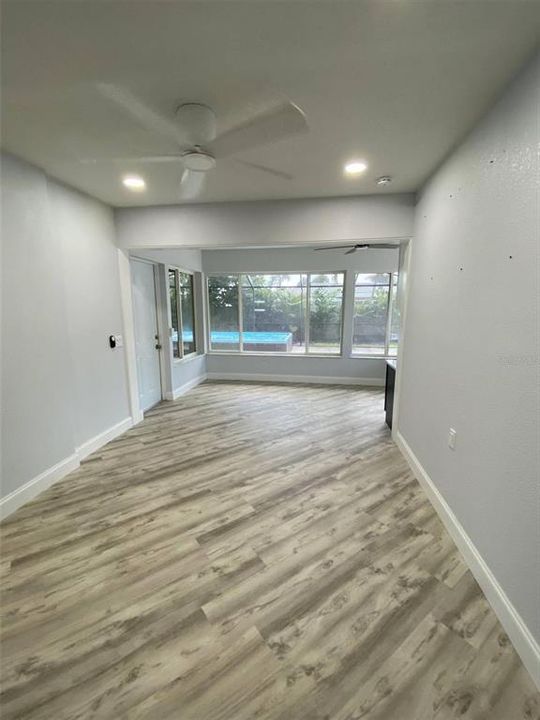 На продажу: $599,000 (3 спален, 2 ванн, 1397 Квадратных фут)