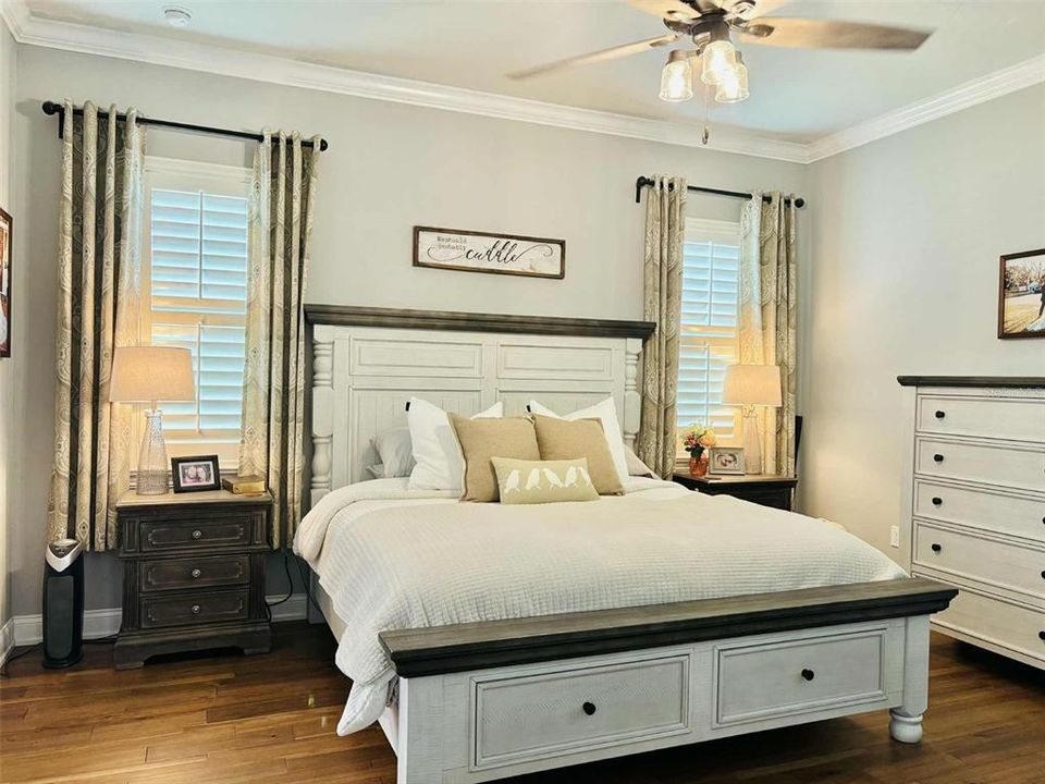 Active With Contract: $999,000 (4 beds, 2 baths, 2255 Square Feet)