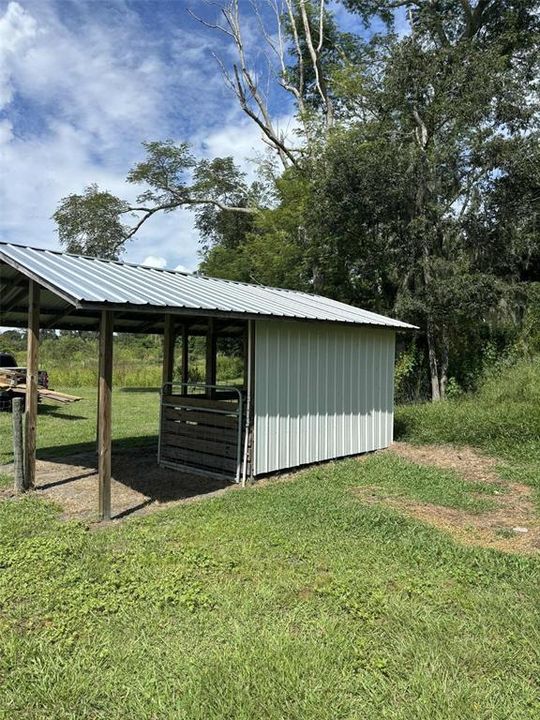 Active With Contract: $999,000 (4 beds, 2 baths, 2255 Square Feet)