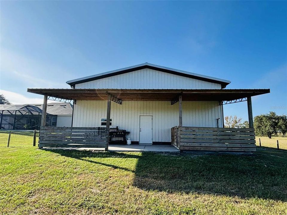 Active With Contract: $999,000 (4 beds, 2 baths, 2255 Square Feet)