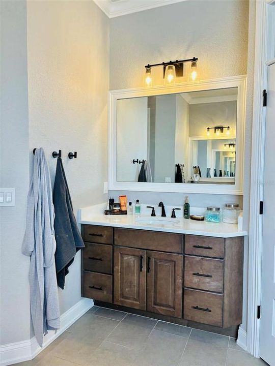 Active With Contract: $999,000 (4 beds, 2 baths, 2255 Square Feet)