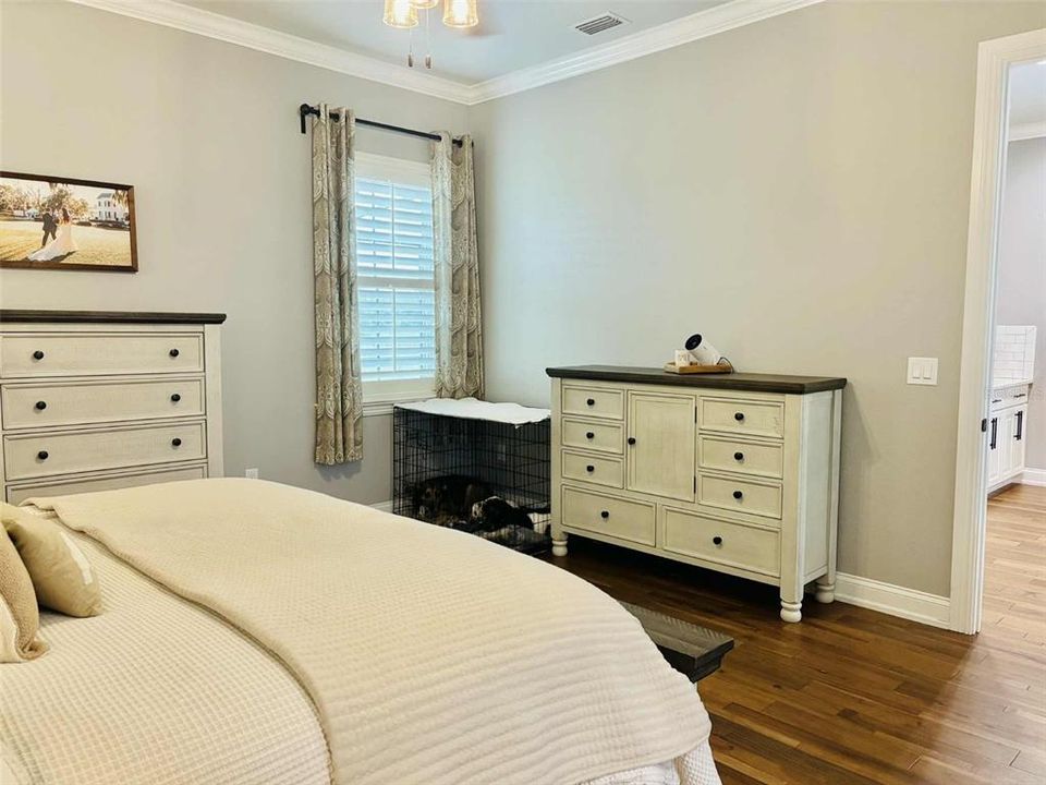 Active With Contract: $999,000 (4 beds, 2 baths, 2255 Square Feet)